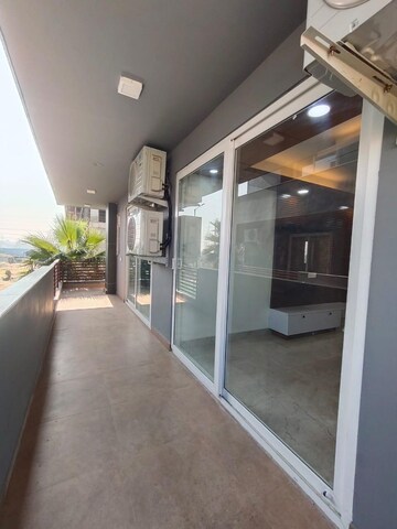Building Lobby in 3.5 BHK Builder Floor at Ansal API Versalia, Sector 67a – for Sale