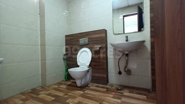 Bathroom, sector 1 Commercial Office Space 1000 Sq.Ft. In Sector 1 Noida 7775417