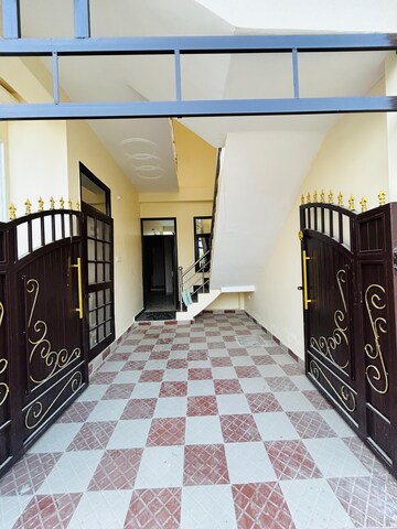 Parking in 3 BHK Villa at Arsha Madhav Greens, Gomti Nagar – for Sale