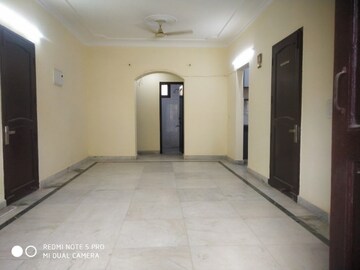 2 BHK Builder Floor For Rent in SS Southend Floors, South City 2