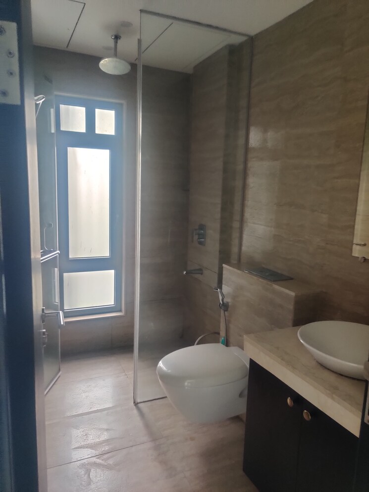 Bathroom, oberoi-realty-esquire 3 Bedroom 1330 Sq.Ft. Apartment In Goregaon East Mumbai 7775549