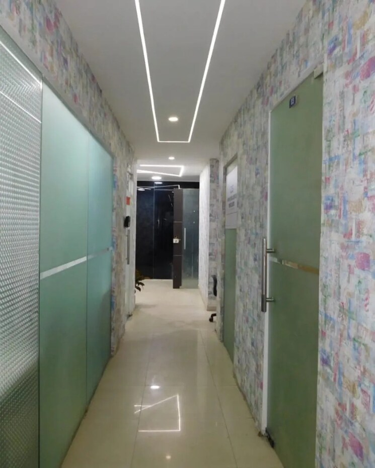 undefined, sector 63 Commercial Office Space 1800 Sq.Ft. In Sector 63 Noida 7775521