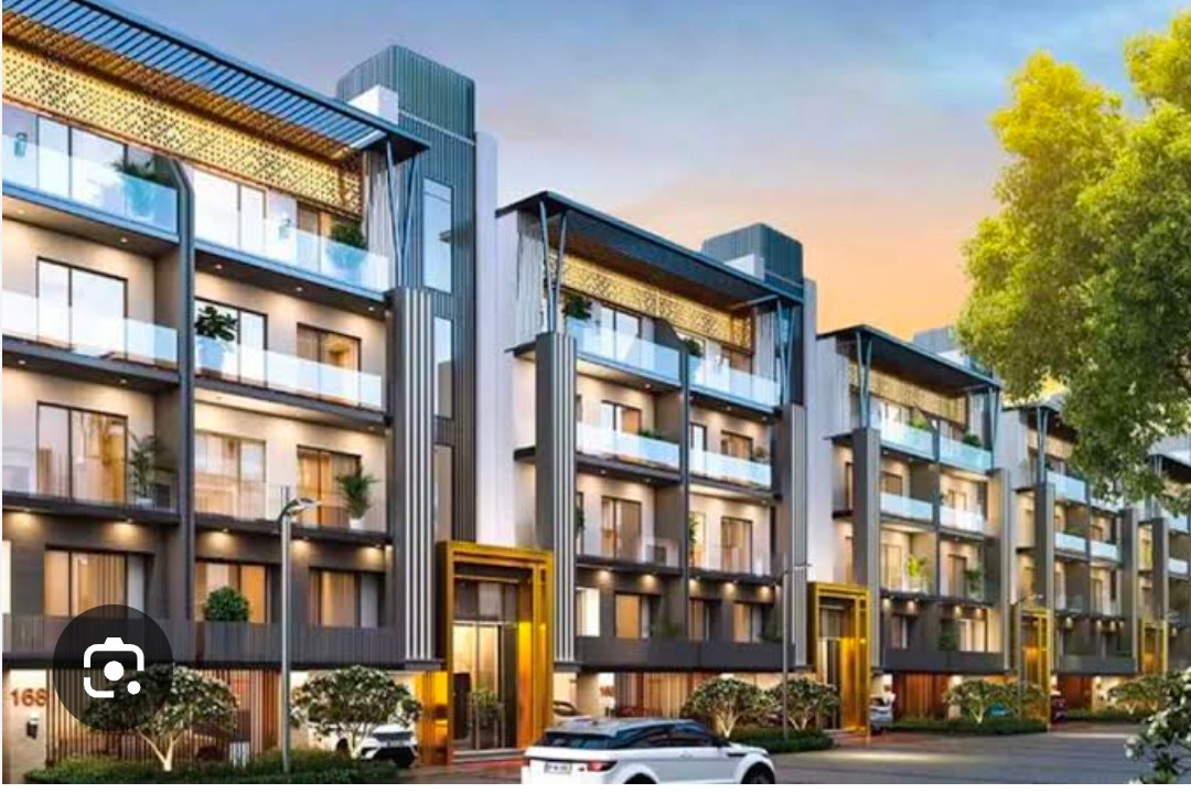 2.5 BHK + Study Room Builder Floor For Sale in Smart World Orchard