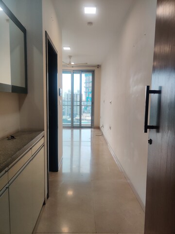 3 BHK Apartment For Rent in Oberoi Realty Esquire Goregaon East Mumbai  7775592