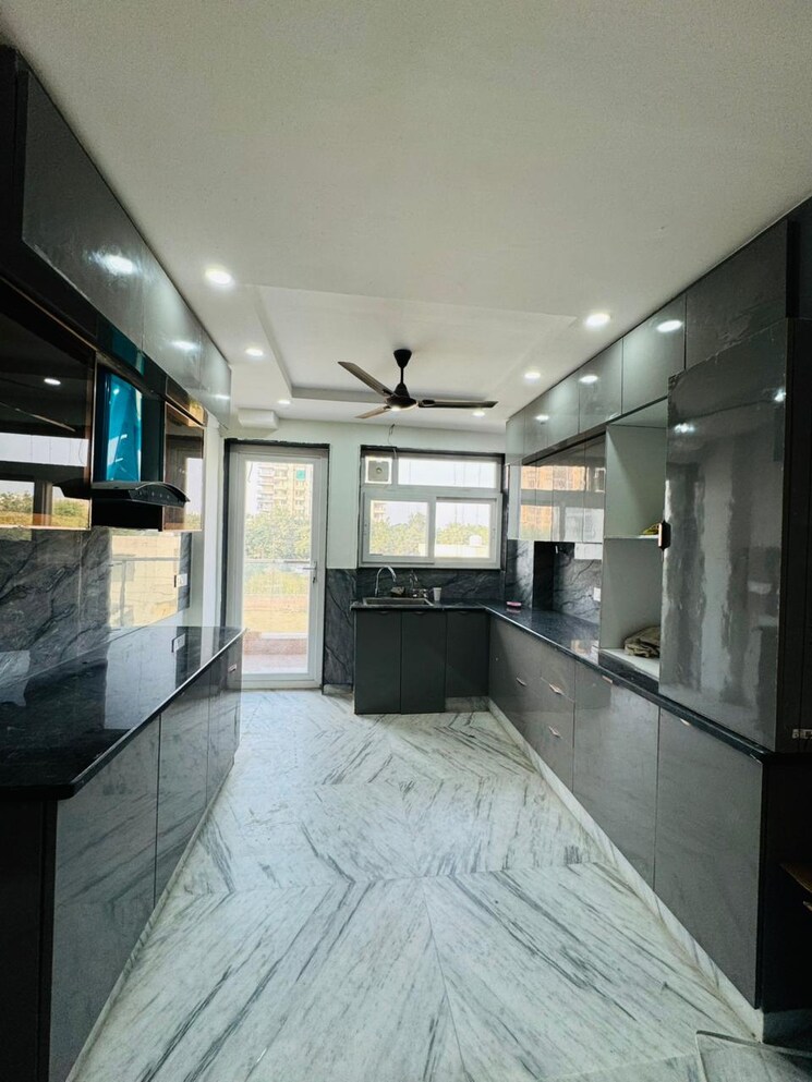 Kitchen, ram-shanti-apartment 3.5 Bedroom 2100 Sq.Ft. Apartment In Sector 52 Gurgaon 7775626