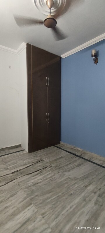 रेसिडेंशियल घर वर्ग फुट फॉर रेंट इन राम विहार देहरादून  7775697