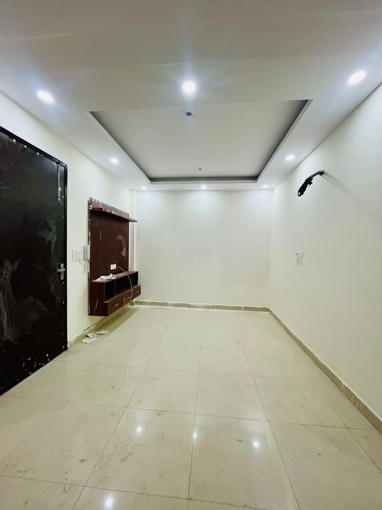 Living Room, dwarka mor 3 Bedroom 900 Sq.Ft. Builder Floor In Dwarka Mor Delhi 7775708