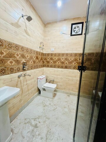 Bathroom in 3 BHK Builder Floor at Dwarka Mor – for Rent