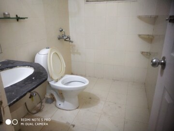 Bathroom in 3 BHK Builder Floor at SS The Lilac, Sector 49 – for Sale