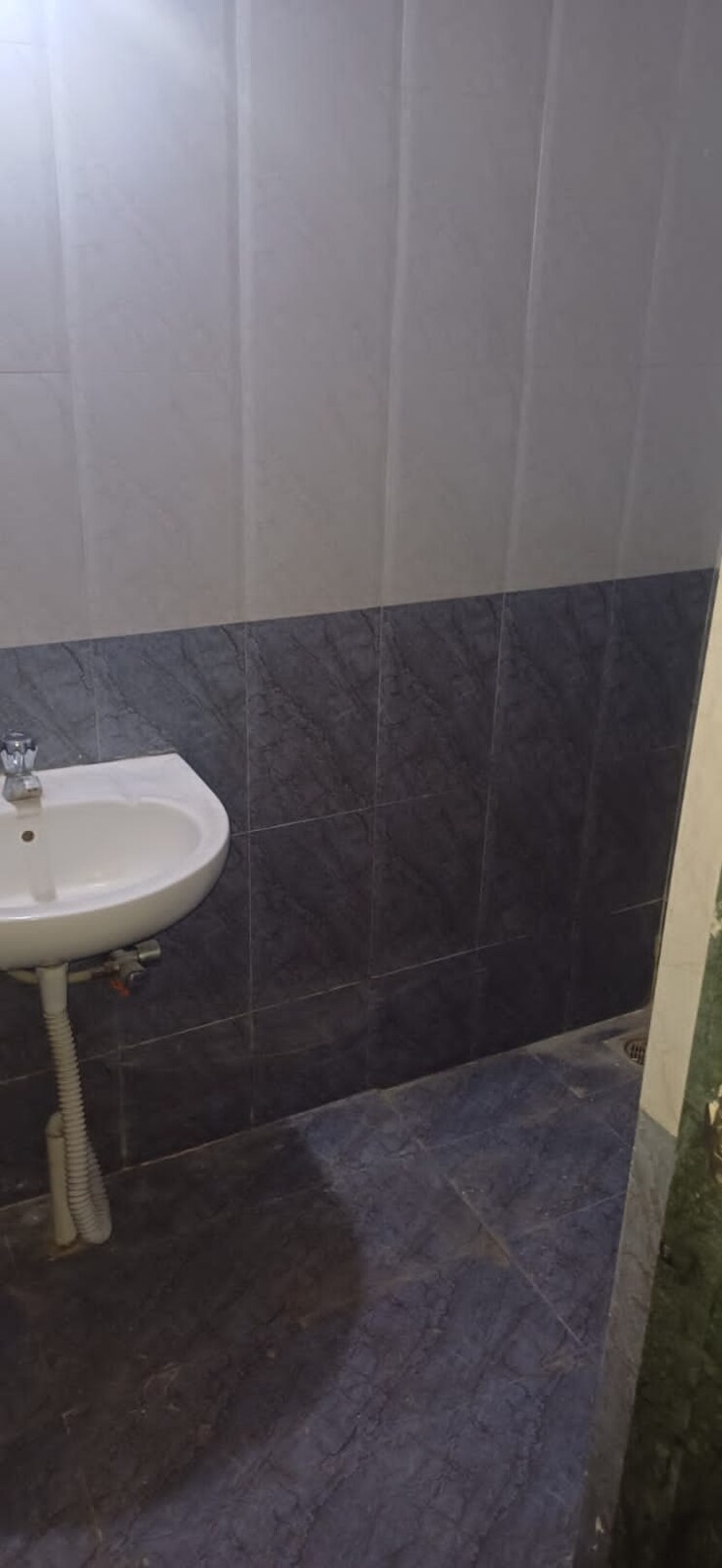 Bathroom, belvalkar-chaitrangan 1 Bedroom 560 Sq.Ft. Apartment In Katraj Pune 7775723