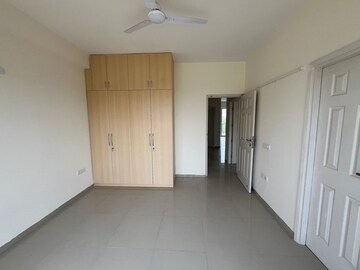 3 BHK Apartment For Rent in Paras Dews, Sector 106