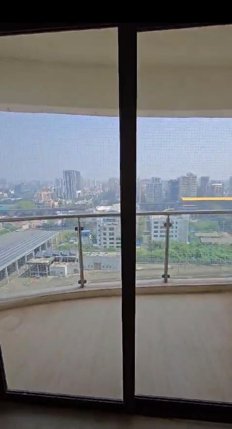 Swimming Pool, hdil-metropolis-residences 3 Bedroom 1300 Sq.Ft. Apartment In Andheri West Mumbai 7775770