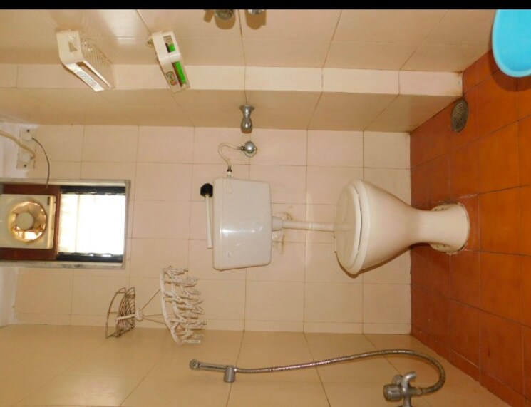 Bathroom, anand-nagar-chs 1 Bedroom 500 Sq.Ft. Apartment In Mahim Mumbai 7775895