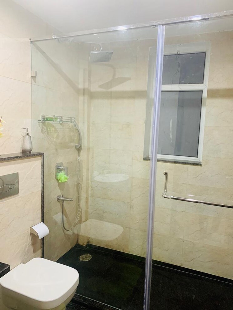Bathroom, jakhan rajpur road 3 Bedroom 2300 Sq.Ft. Apartment In JakhaN Rajpur Road Dehradun 7776001