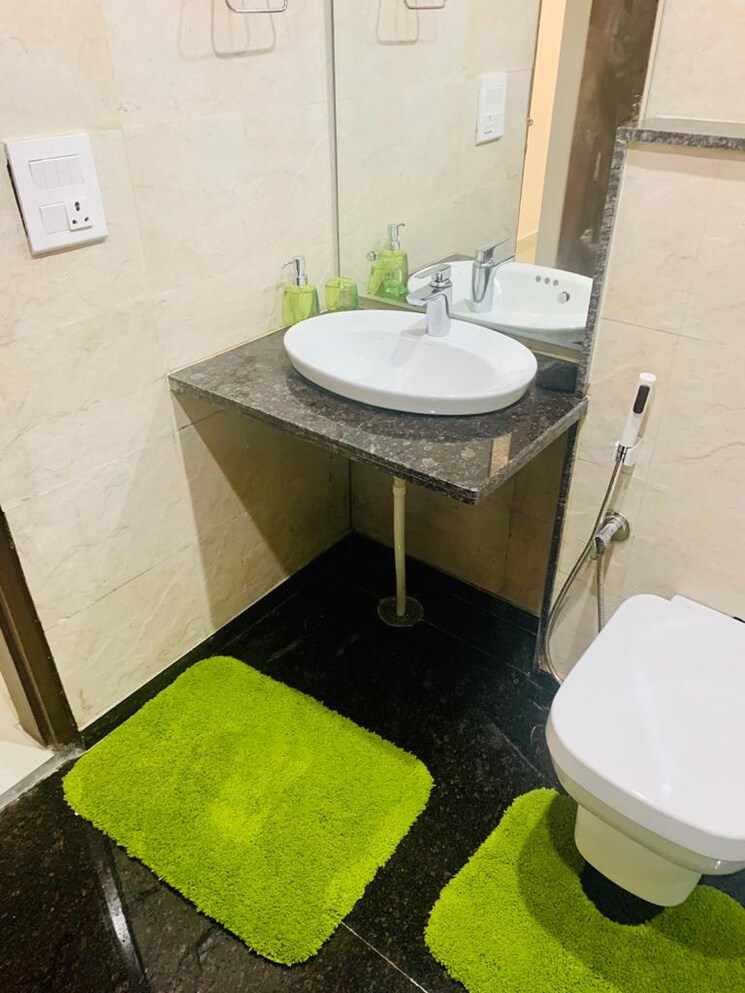 Bathroom, jakhan rajpur road 3 Bedroom 2300 Sq.Ft. Apartment In JakhaN Rajpur Road Dehradun 7776001