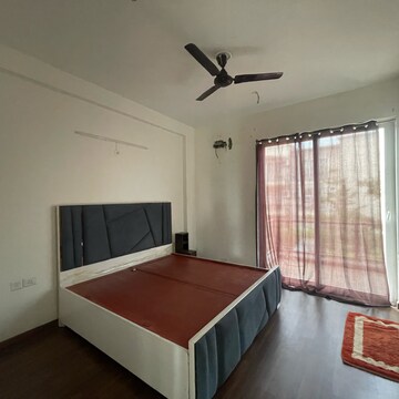 Bedroom in 4 BHK Villa at BPTP Amstoria, Sector 102 – for Sale