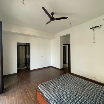 Bedroom in 4 BHK Villa at BPTP Amstoria, Sector 102 – for Sale