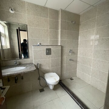Bathroom in 4 BHK Villa at BPTP Amstoria, Sector 102 – for Sale