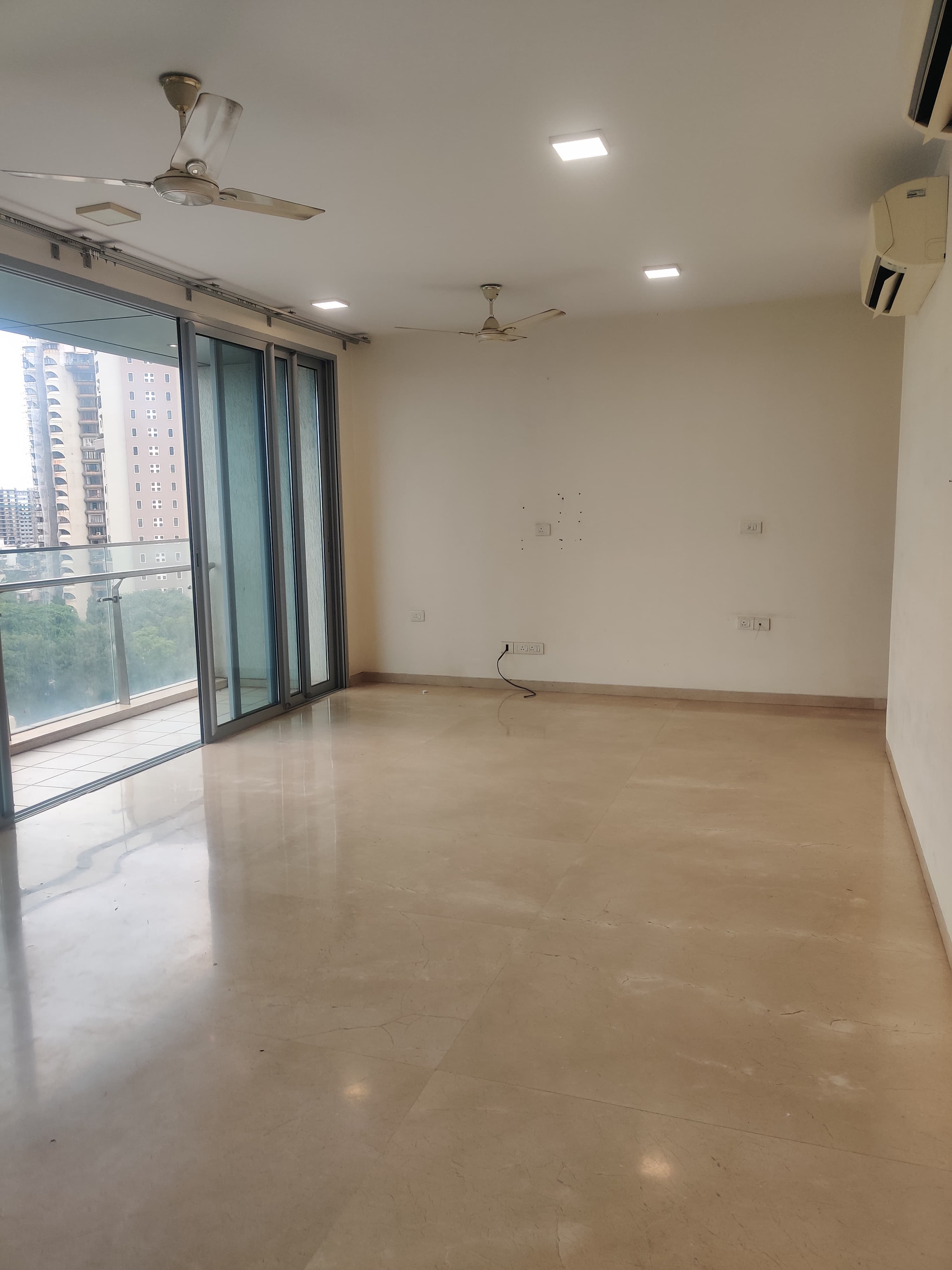 3 BHK Apartment For Rent in Oberoi Realty Exquisite Goregaon East Mumbai  7776224