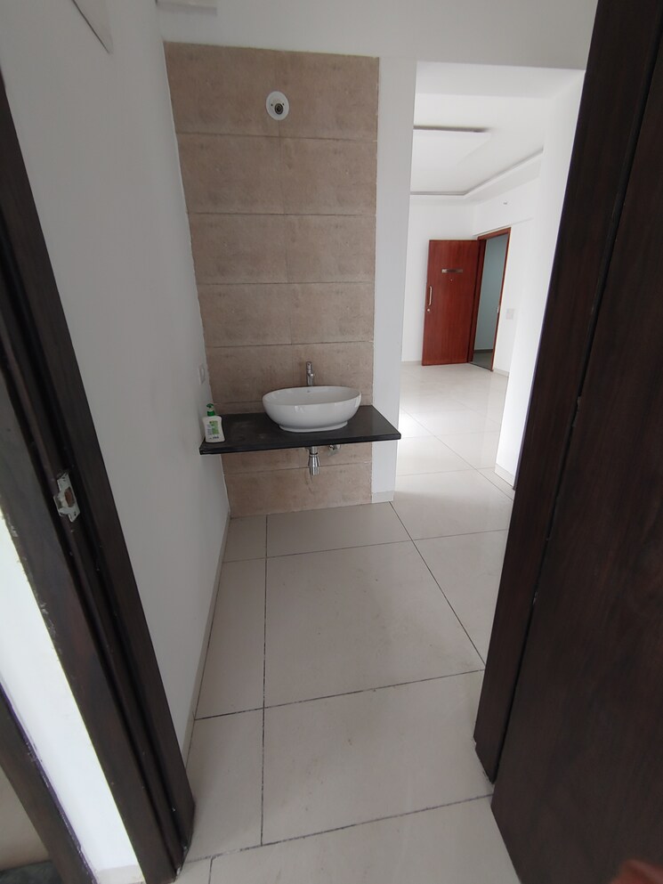 Bathroom, lohia-unicus-c-wing 2 Bedroom 682 Sq.Ft. Apartment In Bavdhan Pune 7776205