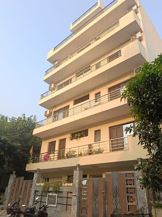 2 BHK Apartment For Rent in Beverly Towers Sector 21 Gurgaon  7776357