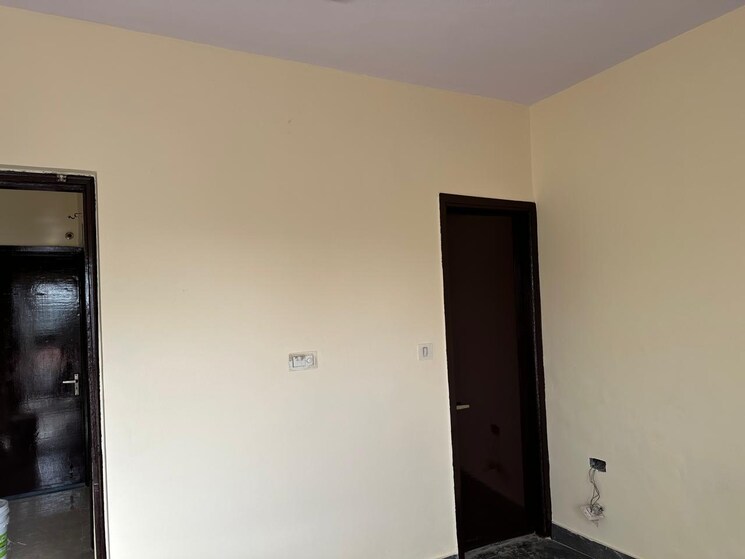 Room, bptp-park-floors-ii 3 Bedroom 2250 Sq.Ft. Builder Floor In Sector 76 Faridabad 7776346