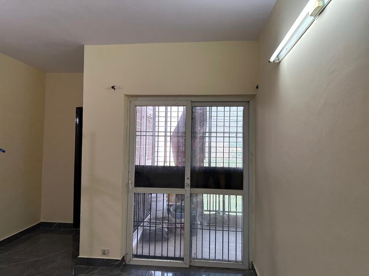 Room, bptp-park-floors-ii 3 Bedroom 2250 Sq.Ft. Builder Floor In Sector 76 Faridabad 7776346