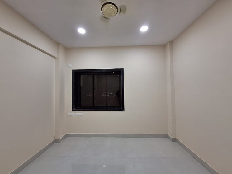 Room, parmanu-nagar 3 Bedroom 1200 Sq.Ft. Apartment In Vashi Sector 4 Navi Mumbai 7776467