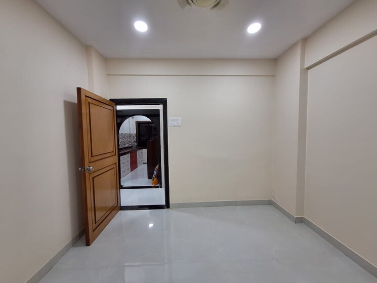 Room, parmanu-nagar 3 Bedroom 1200 Sq.Ft. Apartment In Vashi Sector 4 Navi Mumbai 7776467