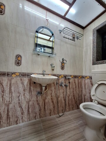 Bathroom in 3 BHK Apartment at Parmanu Nagar, Vashi Sector 4 – for Sale
