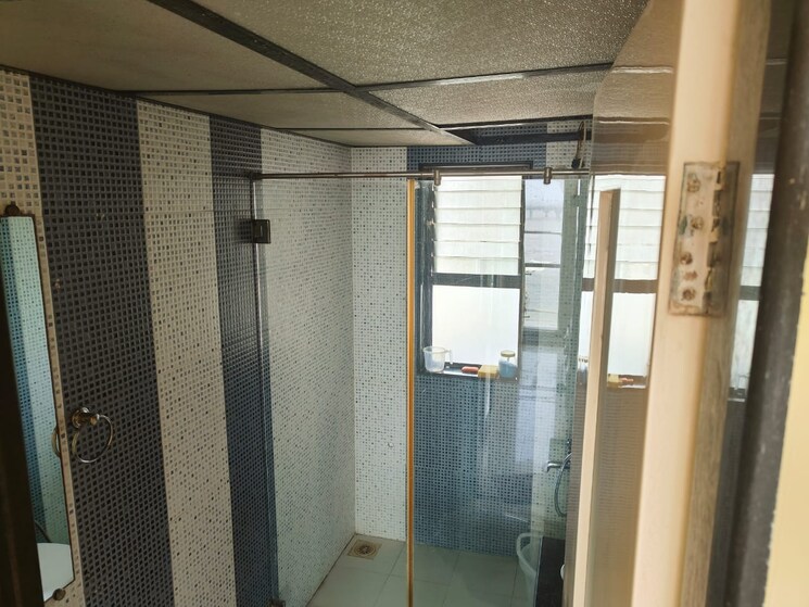 Bathroom, harisiddhi-height 3 Bedroom 1350 Sq.Ft. Apartment In Worli Mumbai 7776538