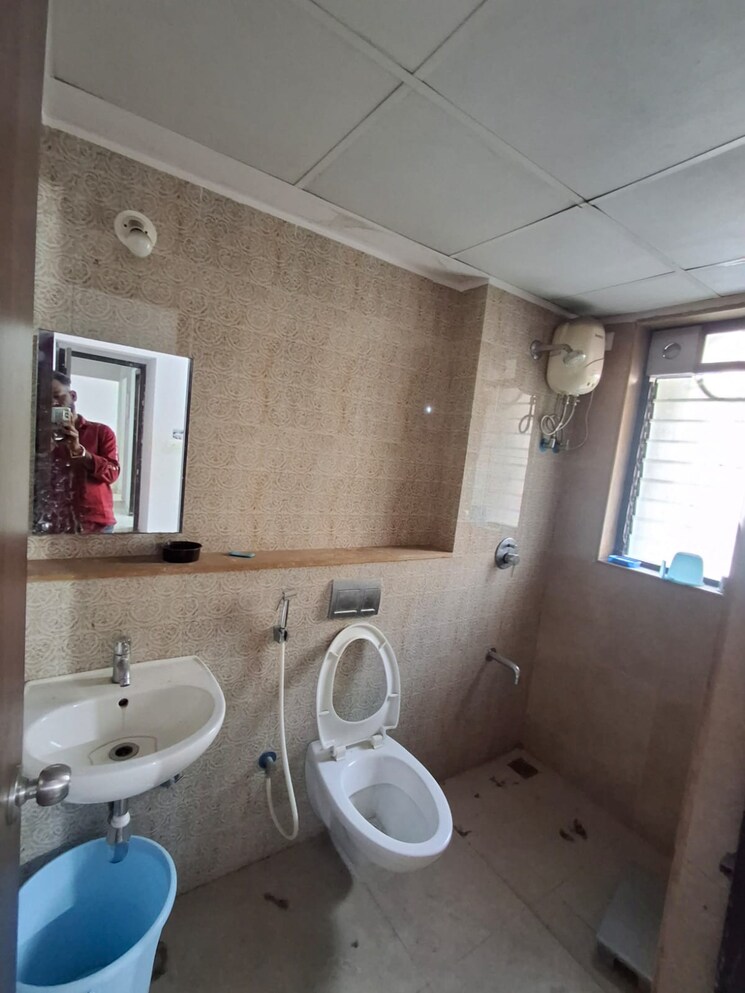 Bathroom, lodha-palava-city 2 Bedroom 743 Sq.Ft. Apartment In Dombivli East Thane 7776568