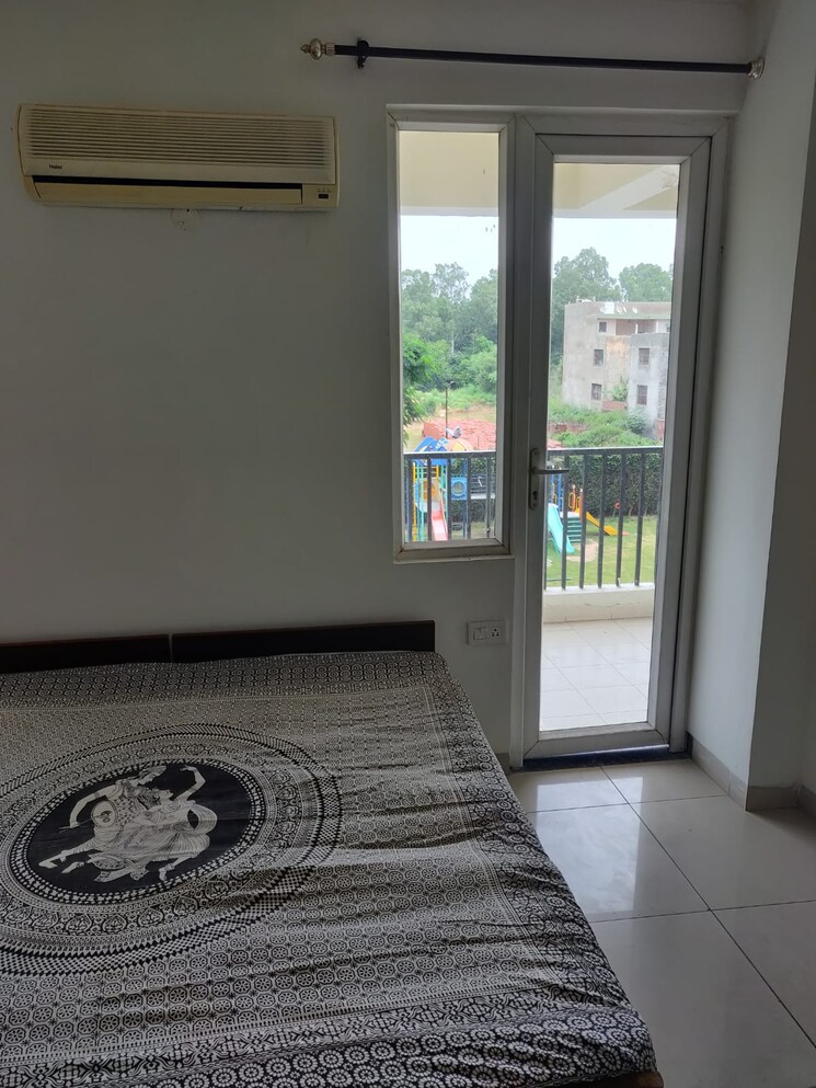 Bedroom, highland-park-chandigarh 3 Bedroom 1855 Sq.Ft. Apartment In Bhabat Zirakpur 7776593