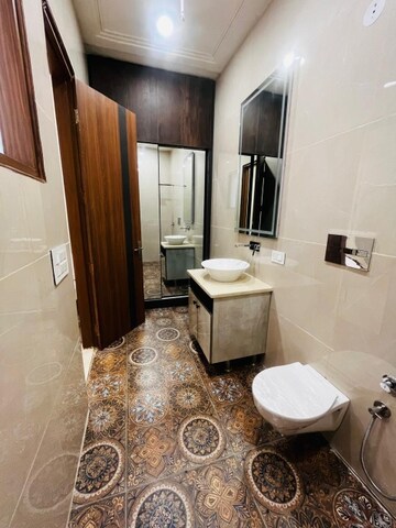 Bathroom in 4 BHK Villa at Kharar Mohali Road – for Sale