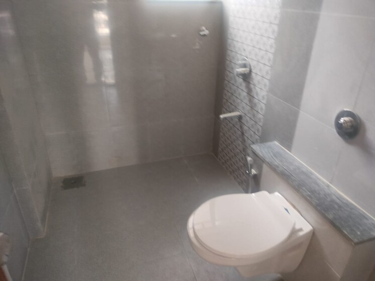 Bathroom, parklane-lifeseasons 2 Bedroom 930 Sq.Ft. Apartment In Dhanori Pune 7776677