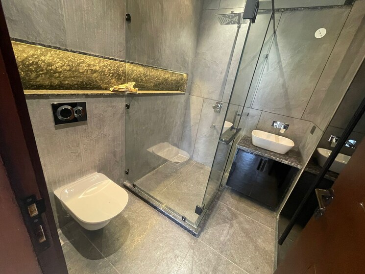 Bathroom, unitech-the-world-spa 3 Bedroom 2900 Sq.Ft. Apartment In Sector 30 Gurgaon 7777069