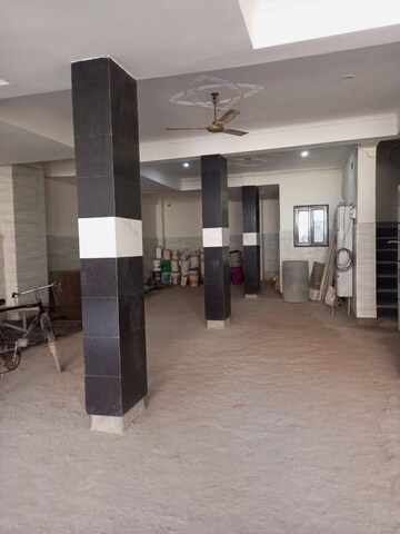 Parking in 2 BHK Builder Floor at Sector 73 – for Sale