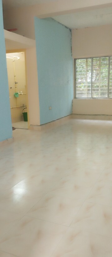 Room in 3 BHK Apartment at Kokapur – for Sale