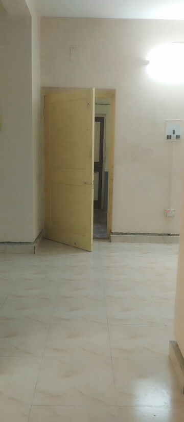 Room in 3 BHK Apartment at Kokapur – for Sale