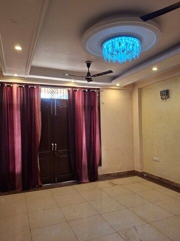 रेसिडेंशियल बिल्डर फ्लोर वर्ग फुट फॉर रेंट इन निति खंड ग़ाज़ियाबाद  7777193