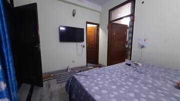 Bedroom in 3.5 BHK Apartment at Gardenia Glamour, Vasundhara Sector 3 – for Rent