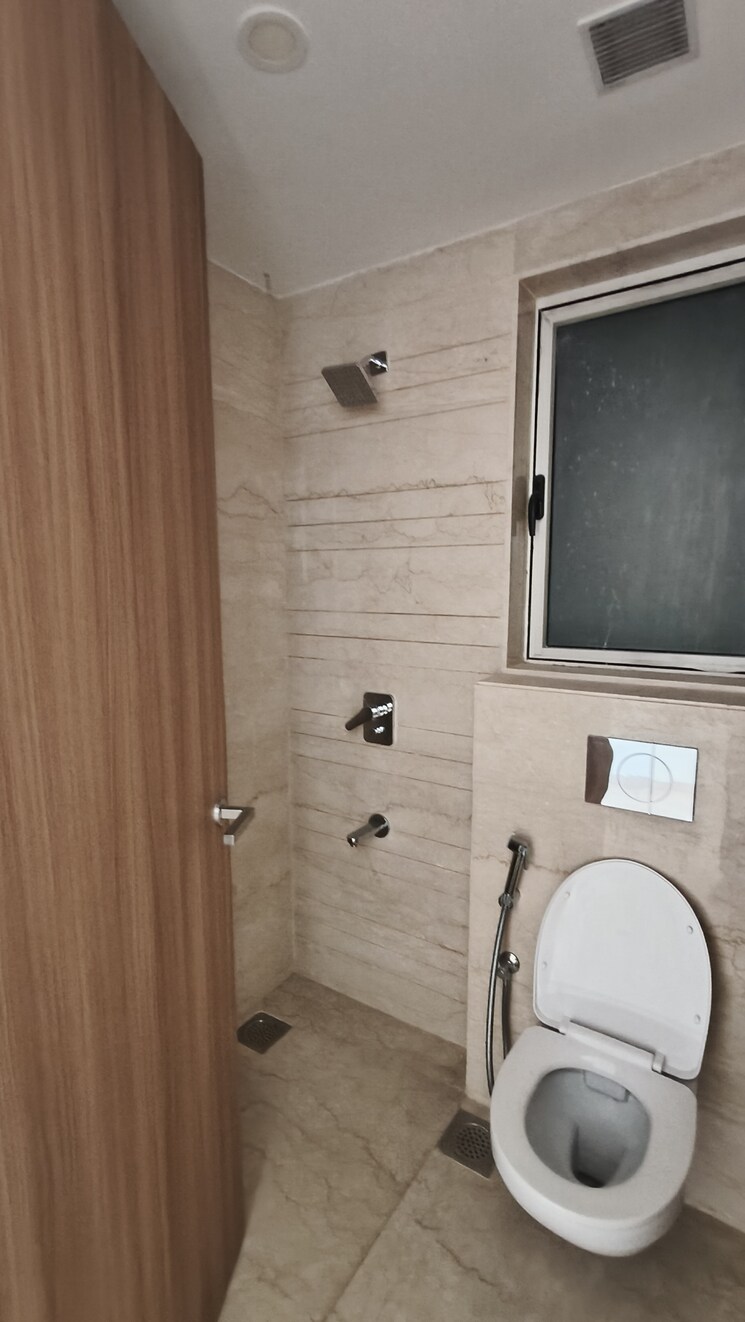 Attached Bathroom, lodha-primo 3 Bedroom 1082 Sq.Ft. Apartment In Parel Mumbai 7777447