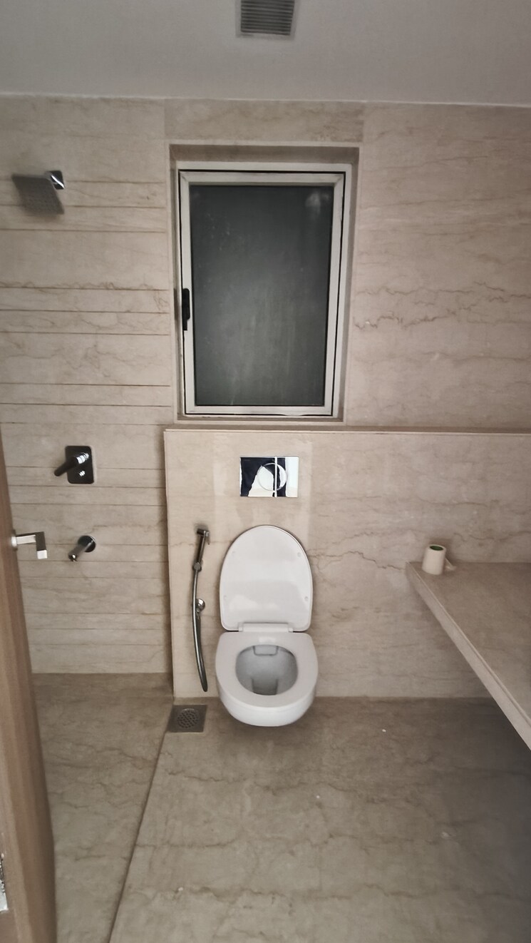 Attached Bathroom, lodha-primo 3 Bedroom 1082 Sq.Ft. Apartment In Parel Mumbai 7777447