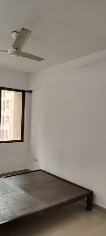 Room in 1 BHK Apartment at Mhada Pratiksha Nagar Sion, Sion – for Sale