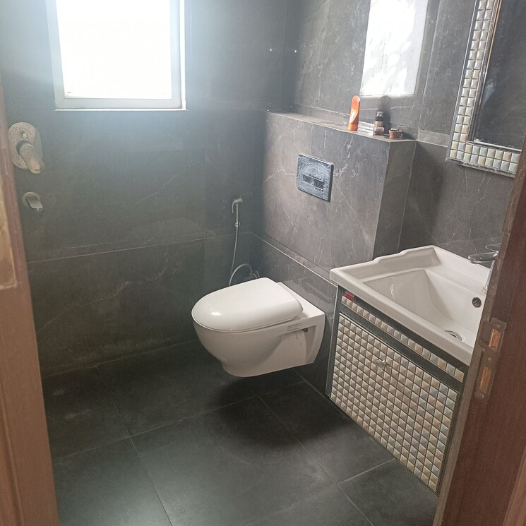 Bathroom, kohli-one-malibu-town 2 Bedroom 1250 Sq.Ft. Builder Floor In Sector 47 Gurgaon 7777429