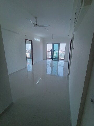 2 BHK Apartment For Rent in Amanora Ascent Towers, Hadapsar