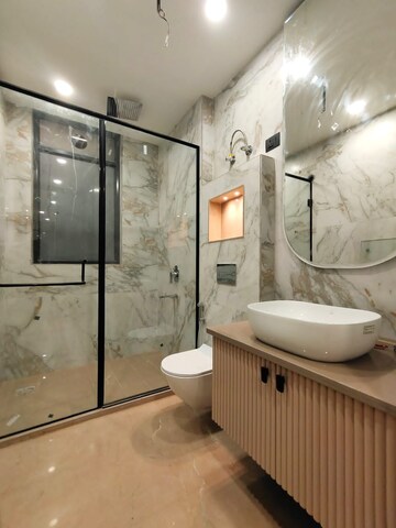 Bathroom in 4 BHK Builder Floor at Ansal Versalia Avante, Sector 67a – for Sale