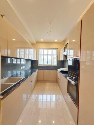 Kitchen in 4 BHK Builder Floor at Ansal Versalia Avante, Sector 67a – for Sale