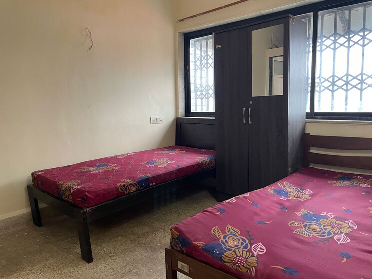 Bedroom, thane west Pg For Girls In Thane West 7777450