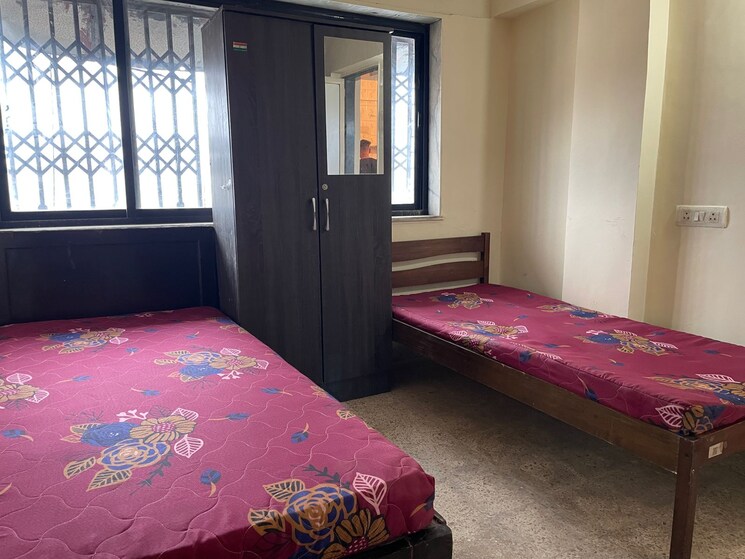 Bedroom, thane west Pg For Girls In Thane West 7777450